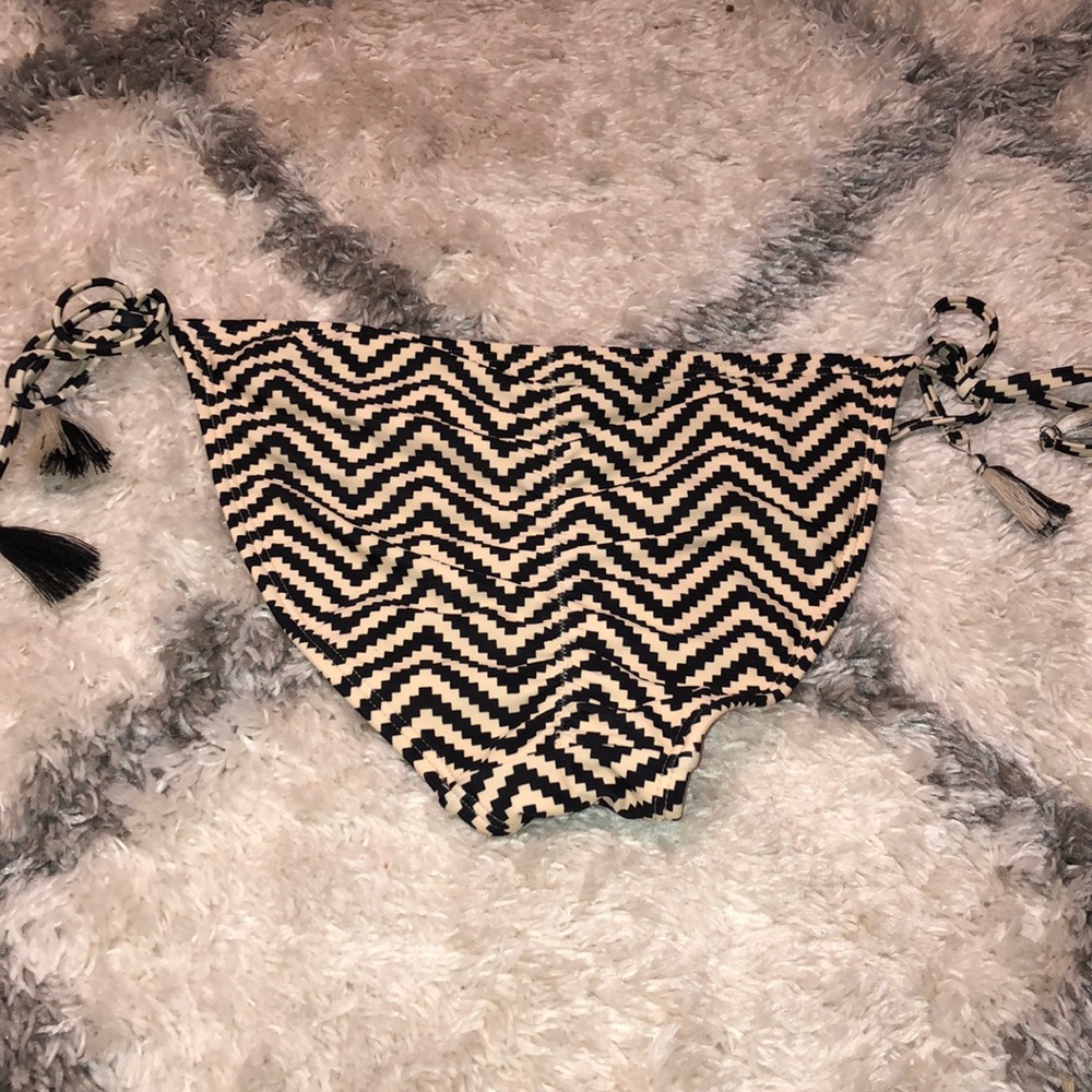 Target Bikini Bottom - Picture 2 of 3